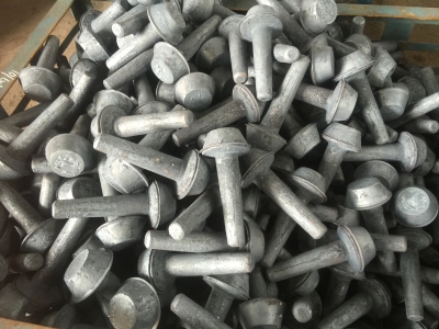 鍛件尺寸差異大，優選力量范圍廣的壓力機